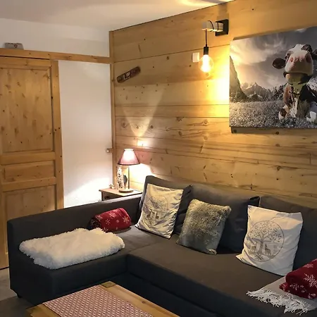 Confortable A 1600 Pour 4 Personnes Samoëns